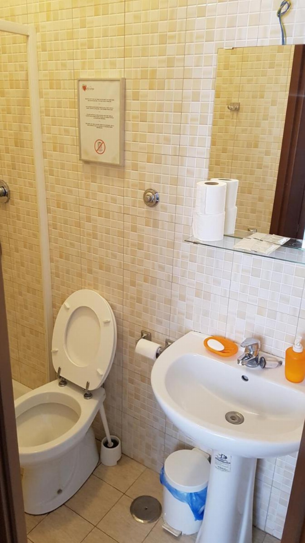 Meltin' Rome Guest House